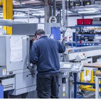 Precision sliding head machining